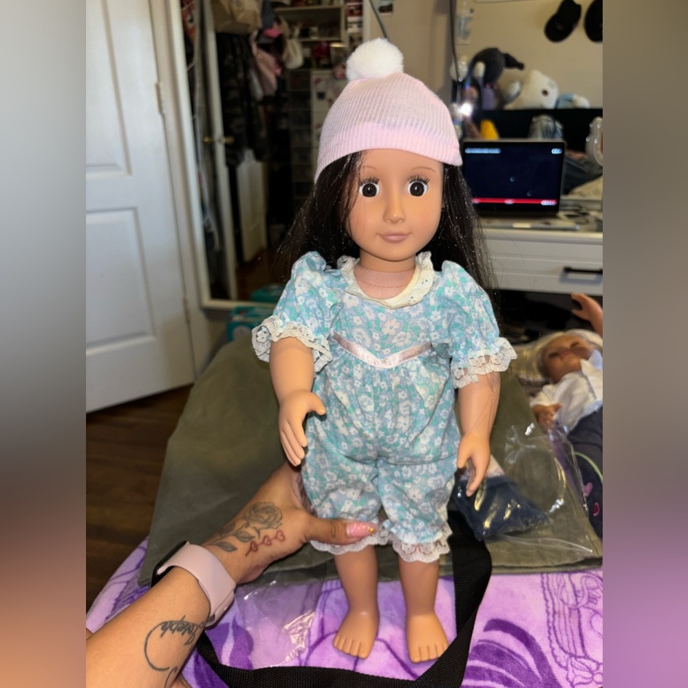 Our Generation doll bundle - Picture 2 of 3